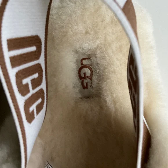 SOLD - UGG Fluff Yeah Shearling Slingback Sandal in Natural Sz 9 - Picture 6 of 9